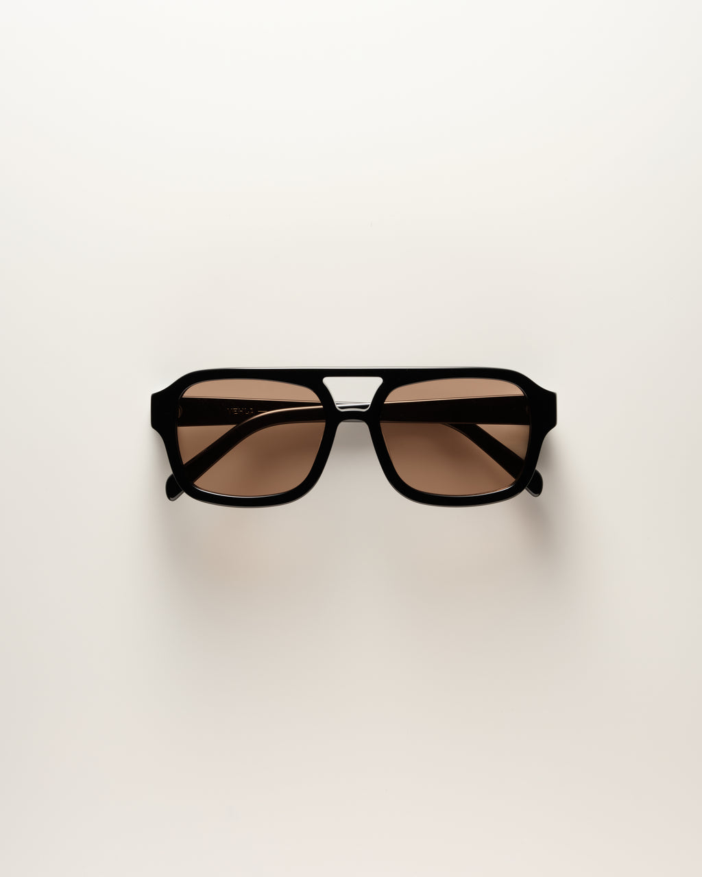 VEHLA Dixieサングラス　箱あり ブラック　オレンジ　アビエイター Dixie Black Toffee Sunglasses | VEHLA