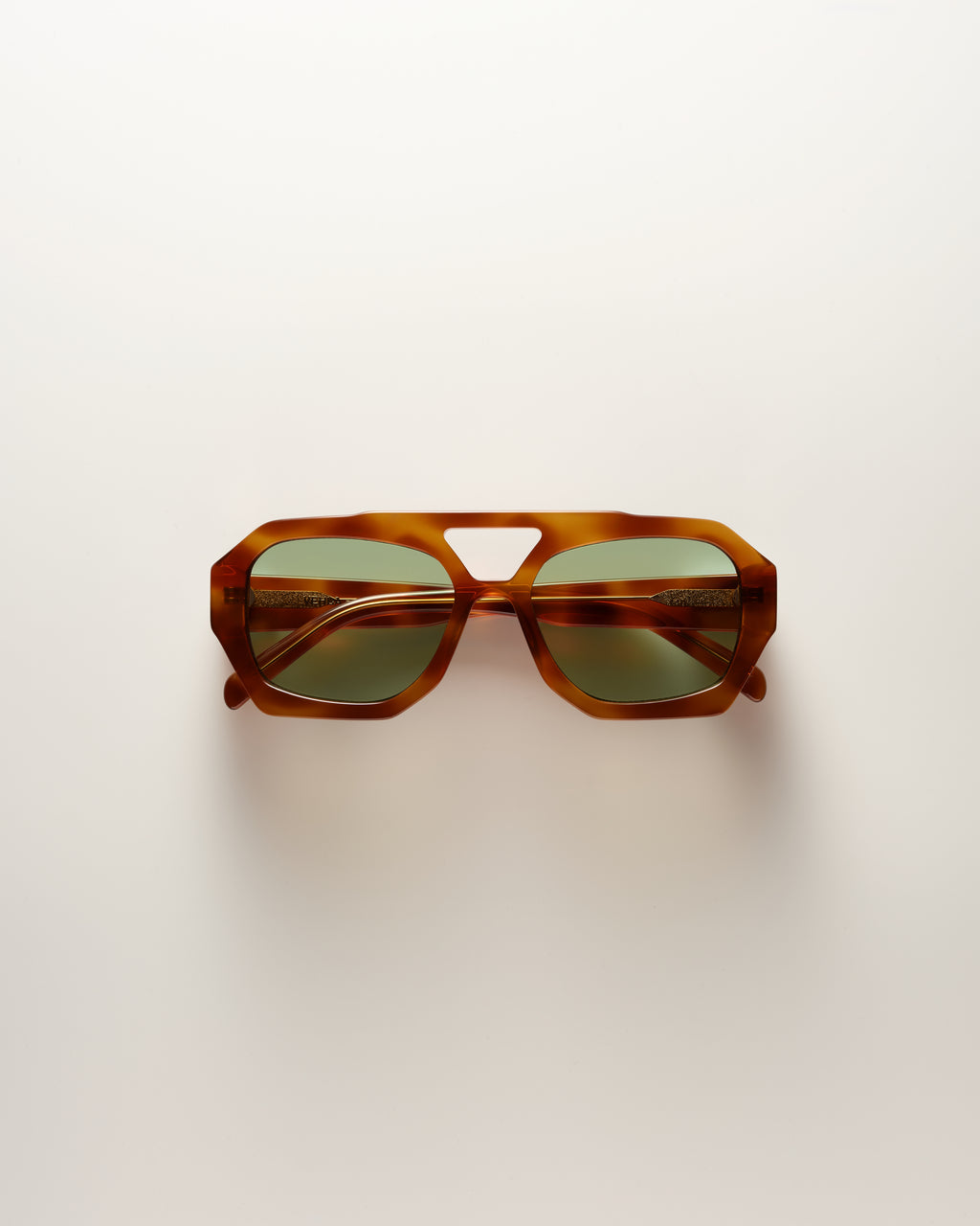 Vehla River Sunglasses Honey Tortoise Sage Aviator Double Bridge Blogger Fav VEHLA River Tortoise Hexagonal Frame Sunglasses with Blue Lenses main image 4